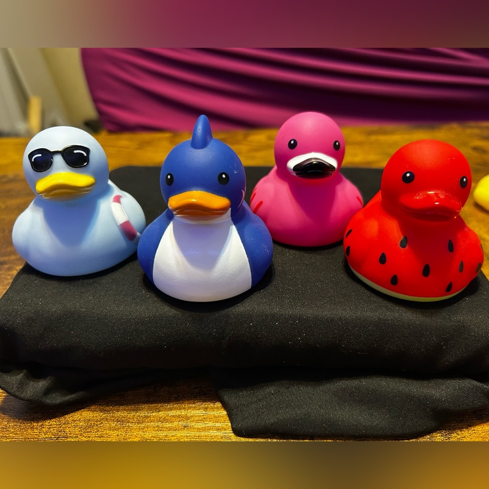 Colorful Kids Rubber Duck Toy Set - Blue, Pink, Red, Light Blue
